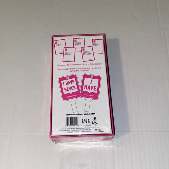 INI LLC New Never Have I Ever Girls Edition Card Game - Picture 2 of 4